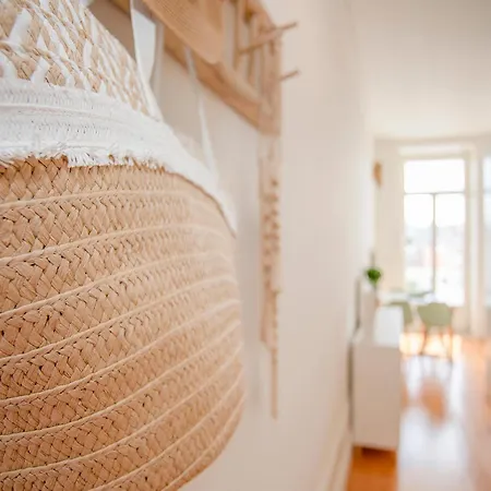 Liiiving In - Downtown Balcony Appartamento Oporto
